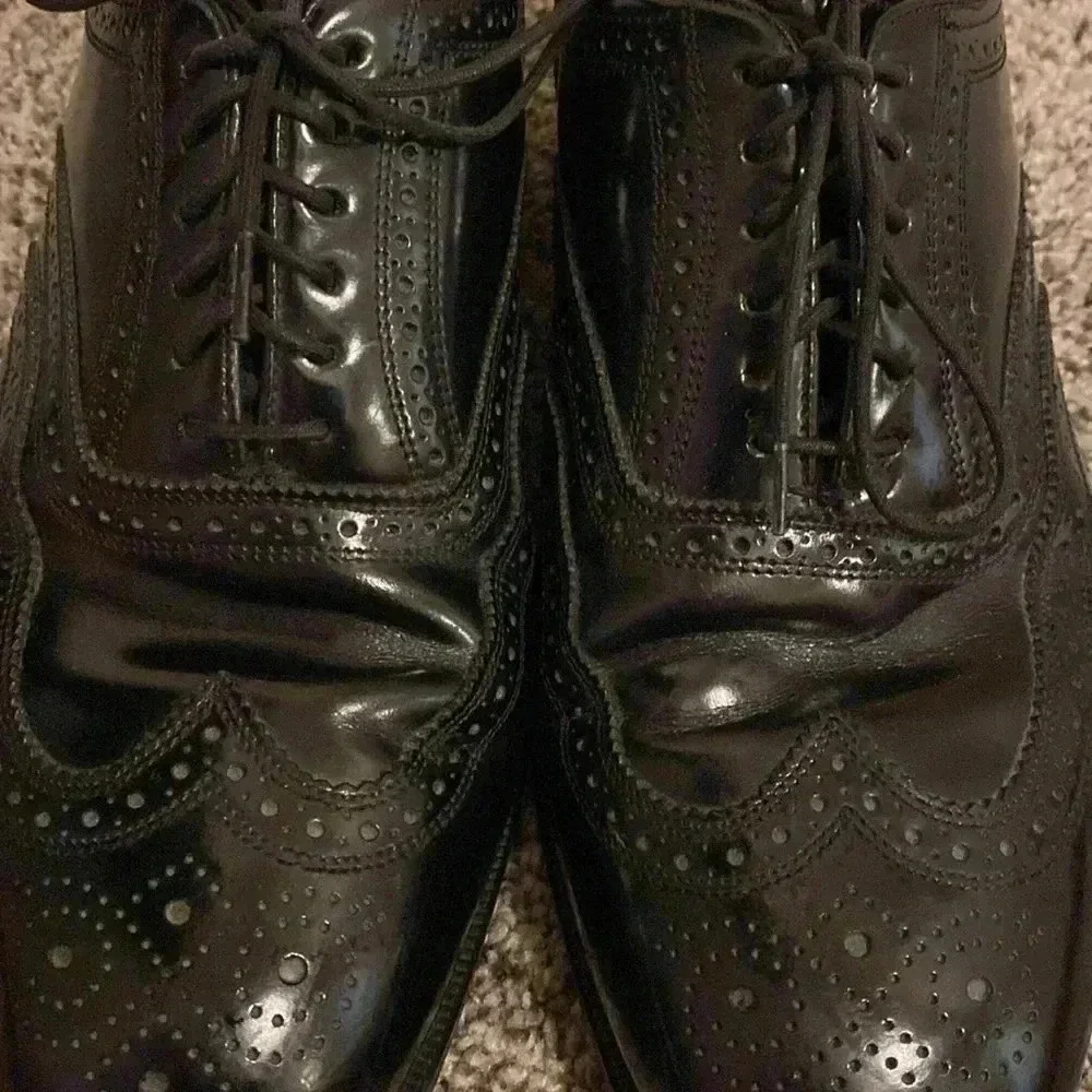 Florsheim men’s black leather Oxford style shoes size 10 - great condition